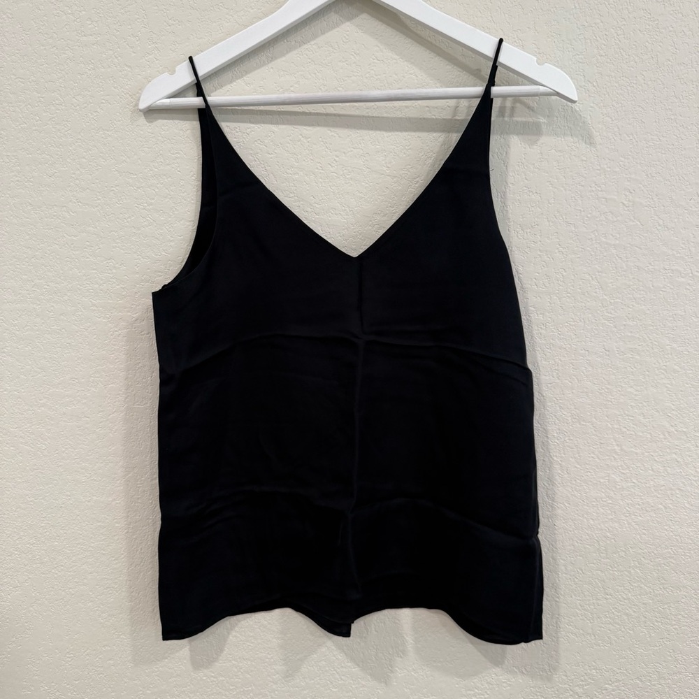 Grana Silk V-Neck Camisole in Black